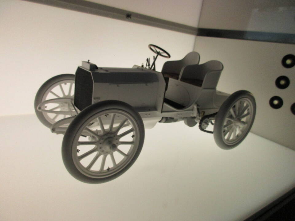 Museum display explicitly identified by the photographer as a 1901 Mercedes 35 hp