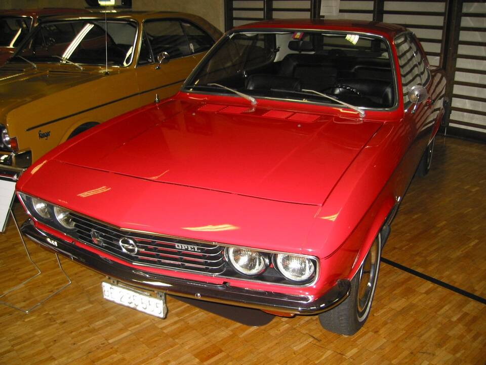 Commons identifies an Opel Manta 1600 S from 1971 and attributes the presentation to General Motors Suisse. It matches the exact body and 1600 S trim but is one model year later and Swiss rather than the profile's 1970 European launch scope.