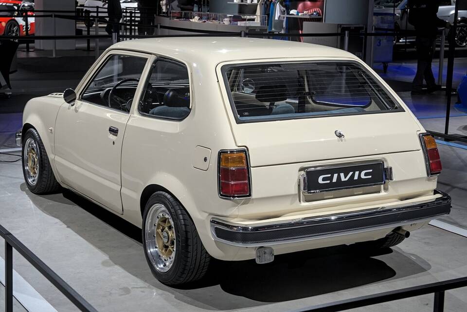 Source identifies a 1972 first-generation Honda Civic; the 1200 GL trim is not independently established.