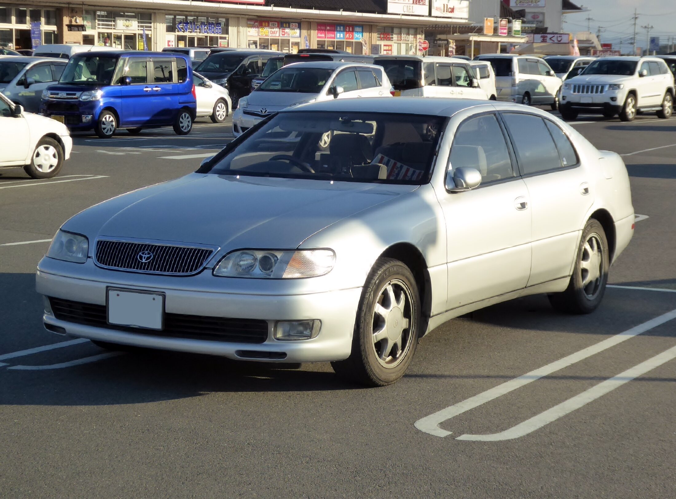 exact E-JZS147 Toyota Aristo 3.0V body and grade family; year and transmission not visible