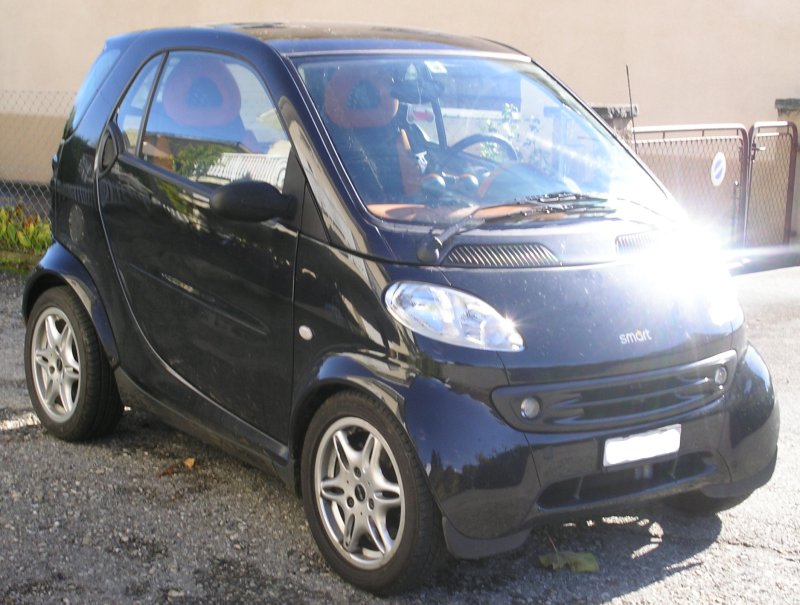 1999 Smart &Pulse; same first-generation trim, one model year later