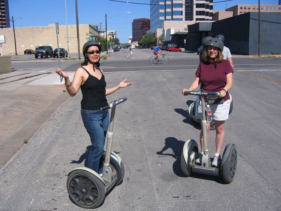 Early Segway HT photographed in 2006; source does not identify i167, so it is only a representative first-generation HT image.