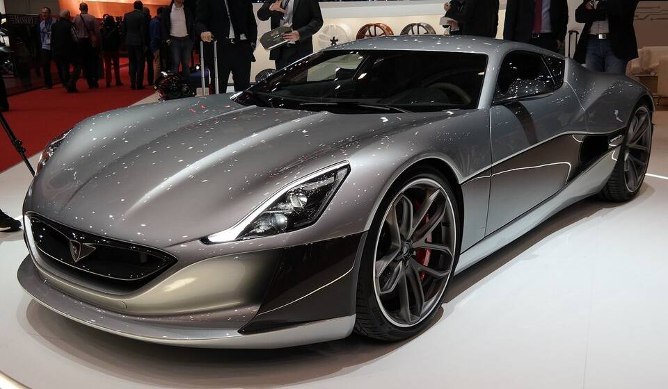 Rimac Concept_One displayed at the 2016 Geneva Motor Show; year, model, and visible body match.