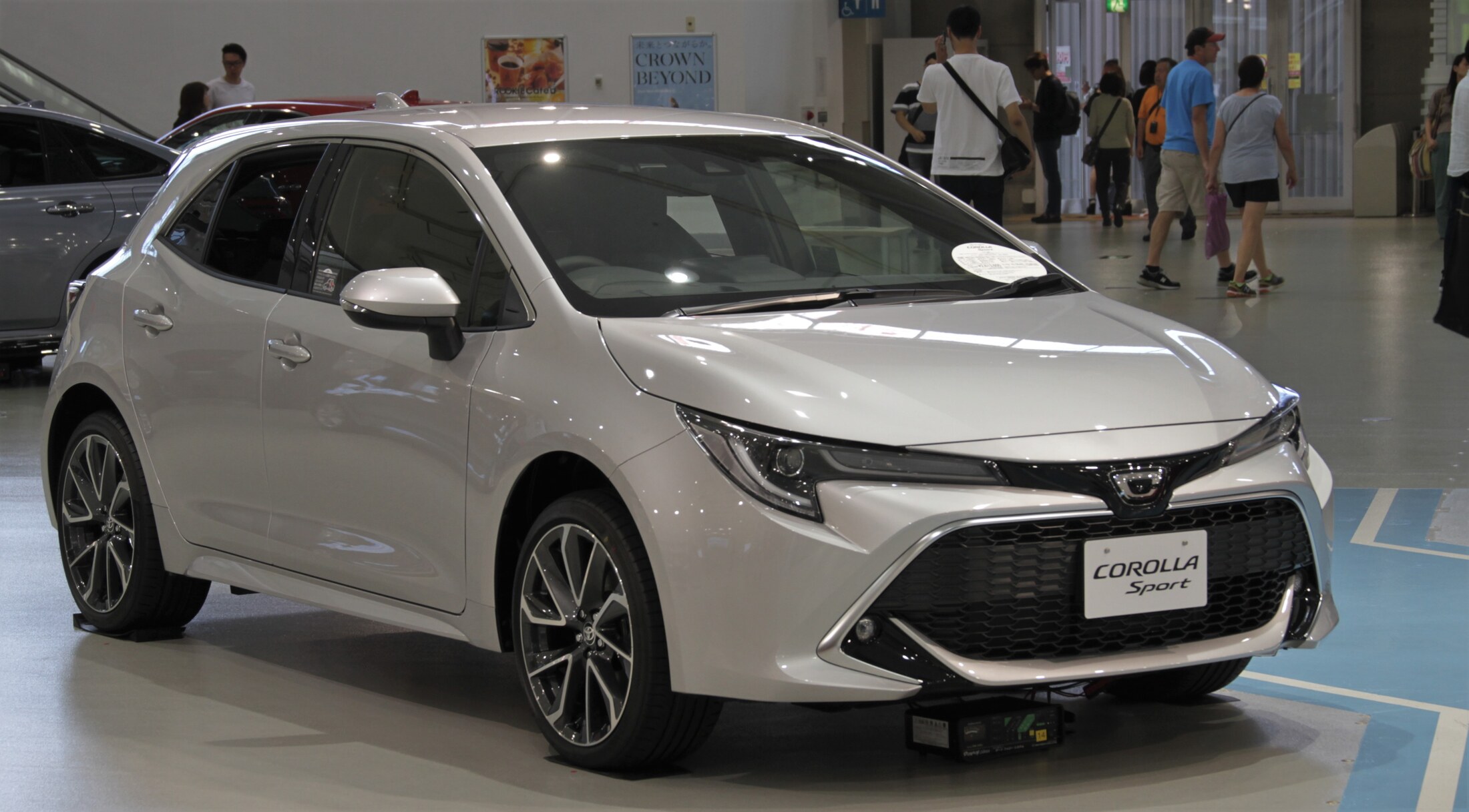 Exact Toyota Corolla Sport 1.2 turbo G Z NRE210 visible exterior