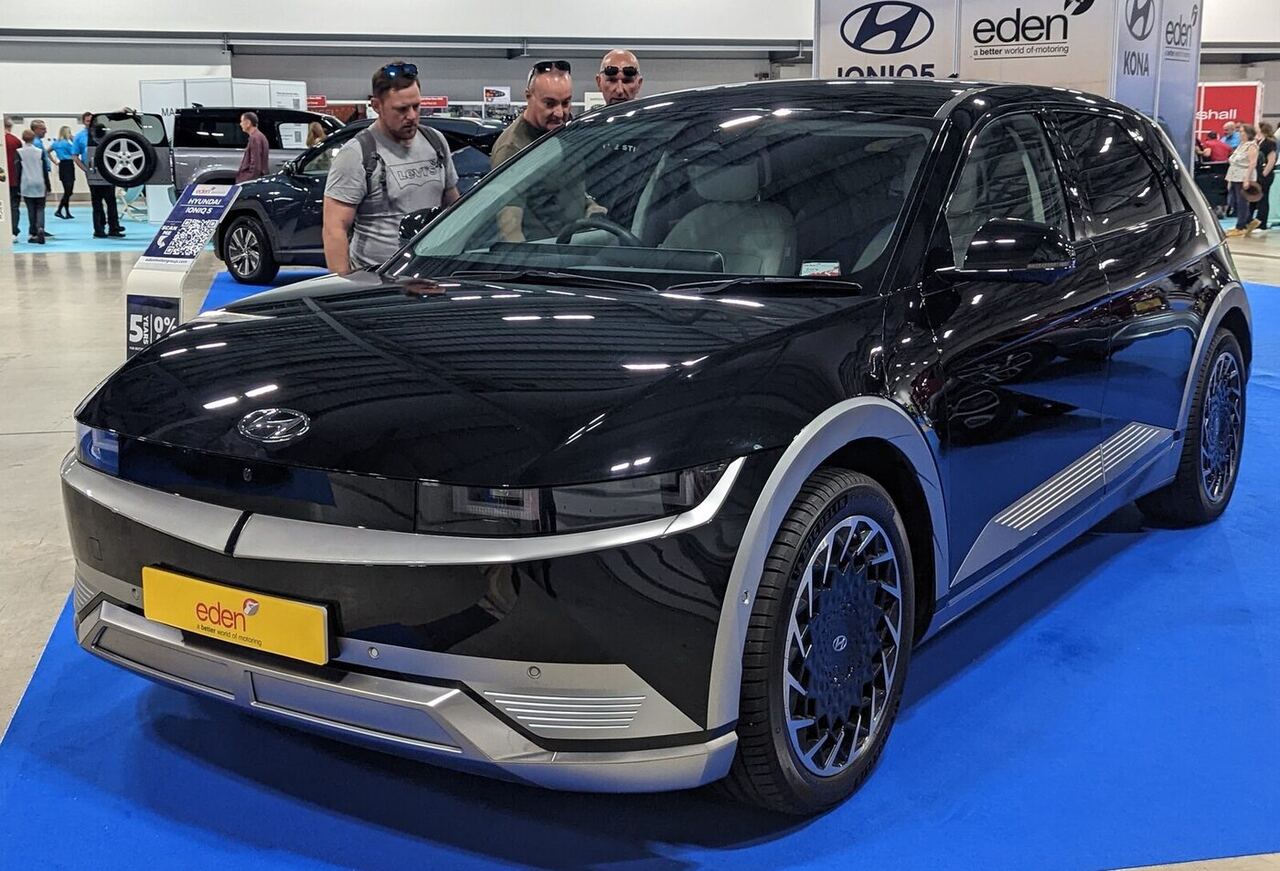 Exact 2022 IONIQ 5 body, photographed in the United Kingdom; U.S. 77.4-kWh long-range RWD configuration is not visually verified and must be disclosed as representative.