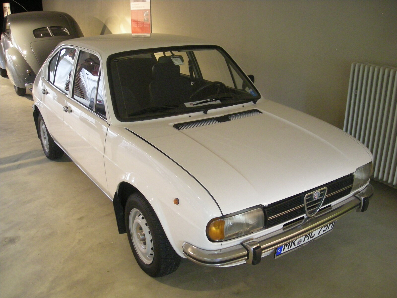 Strong launch-era body representative; exact 1.2 engine, build date and Italian-market equipment are not established.