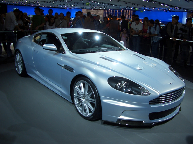 Aston Martin DBS V12