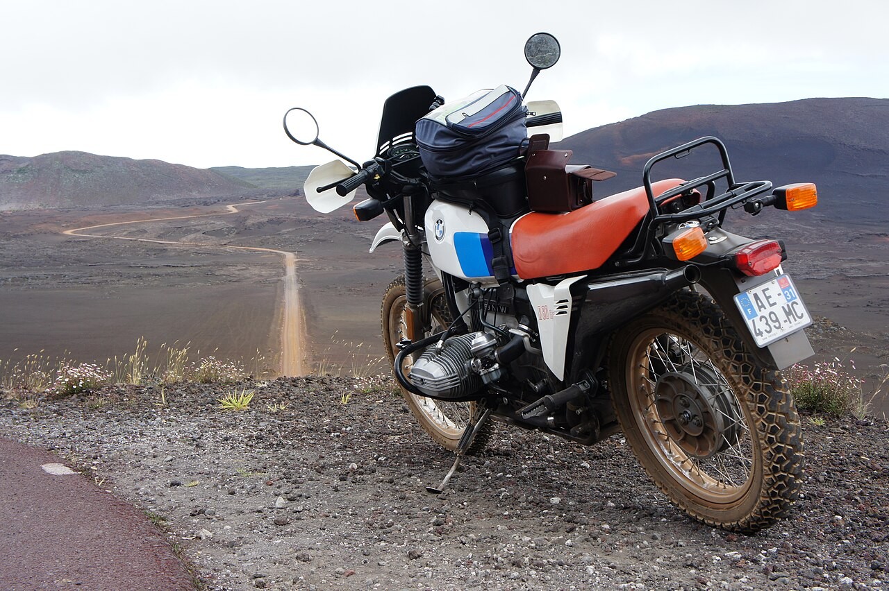 Representative 1981 BMW R80 G/S, source-identified with original Monolever-family body, shown with luggage. One year later than the 1980 profile; accessories and restoration state unverified.