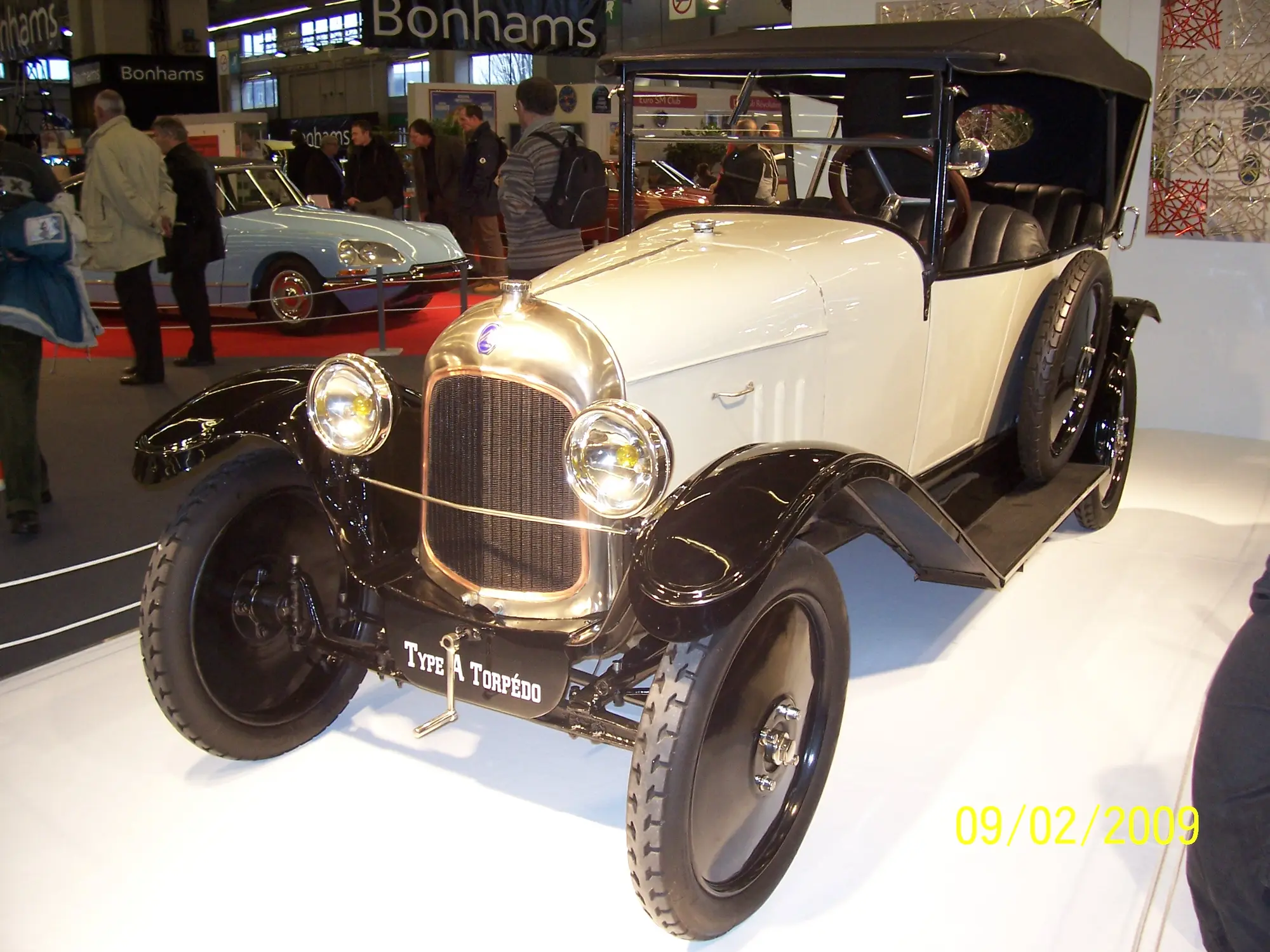 Exact year, model and Torpédo body match; this is a modern museum photograph.