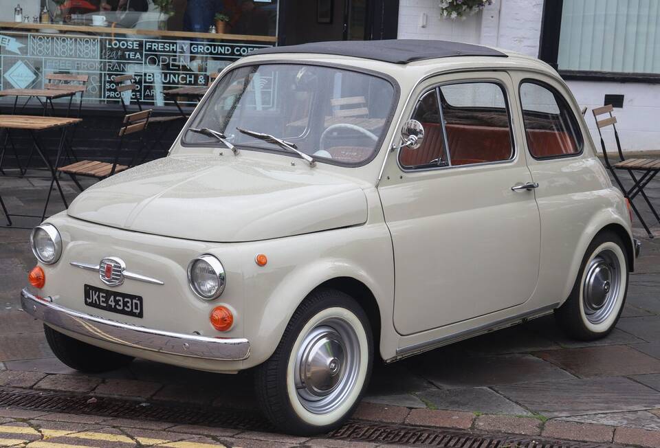 Exact 500F variant; photo is a 1966 British-market car
