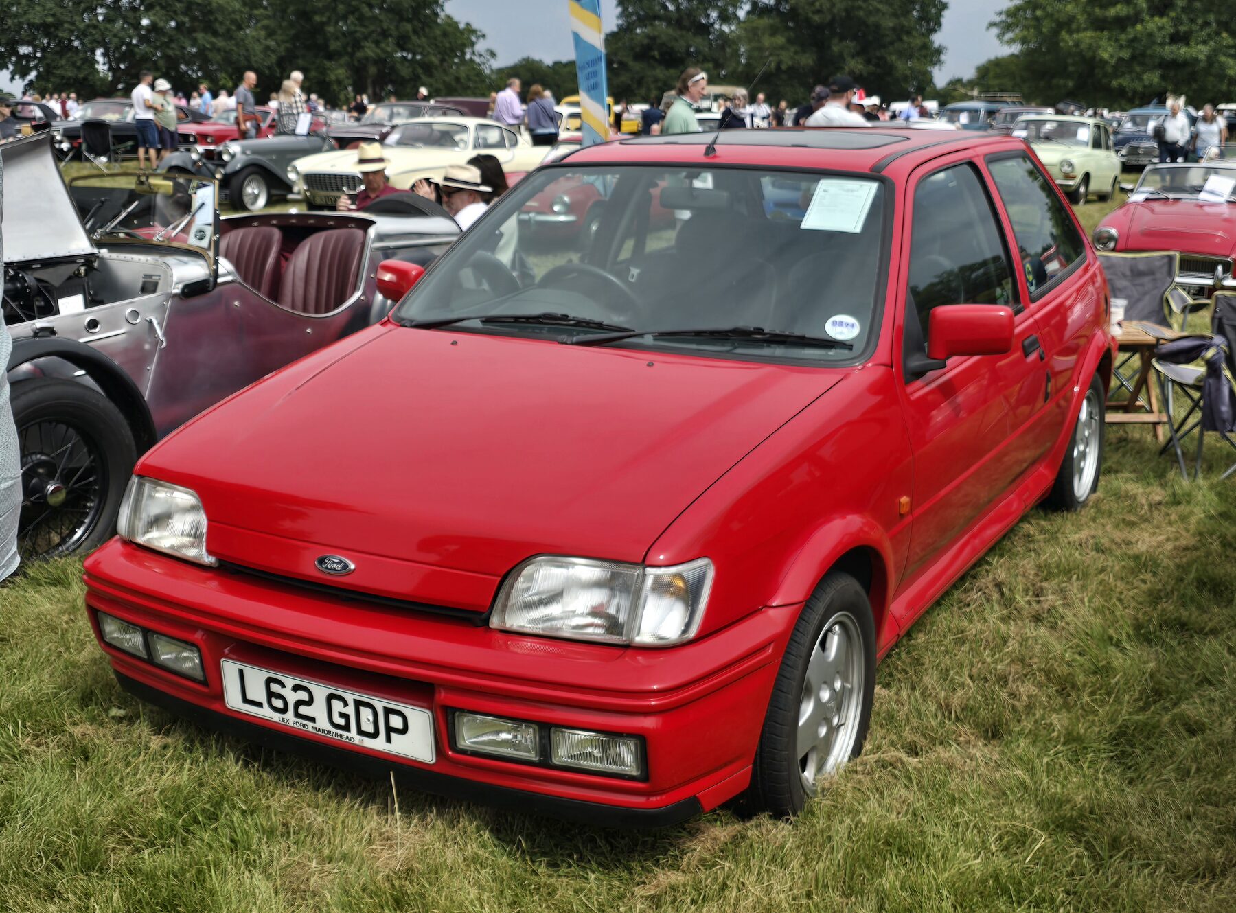 File is labeled 1993 rather than the 1989 launch identity. Use with a representative later-Mk3 caption.