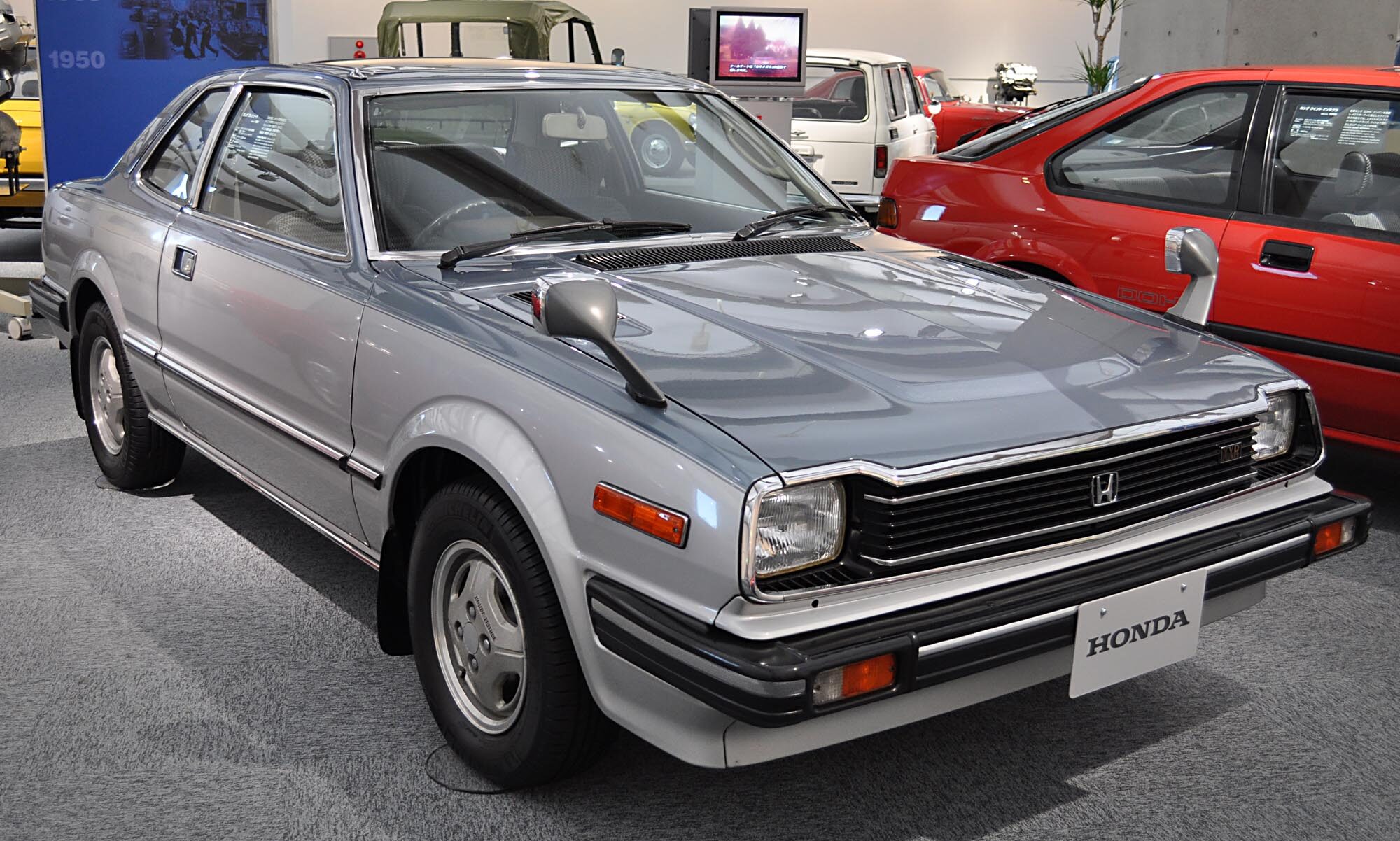 Exact 1978 first-generation museum vehicle; E-SN/Japanese equipment scope requires editorial confirmation.