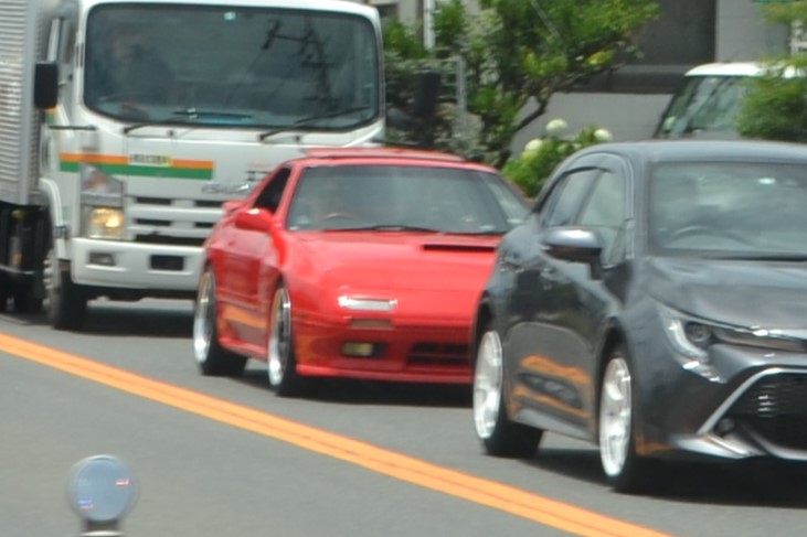 Commons identifies an E-FC3S Savanna RX-7 GT-LIMITED and explicitly says the photographed car could be automatic or manual. It supports the exact trim family, not the profile’s exact 1985 five-speed configuration.