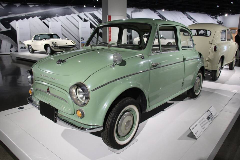 Commons identifies a 1960 Mitsubishi 500 A10 and describes the original 493 cc engine and three-speed transmission. This matches the profile's exact year, model code and launch specification; museum restoration details are not treated as factory evidence.
