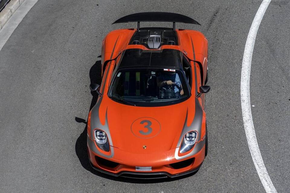 Exact production 918 Spyder with Weissach Package; file page gives chassis 800161 and production number 161/918.