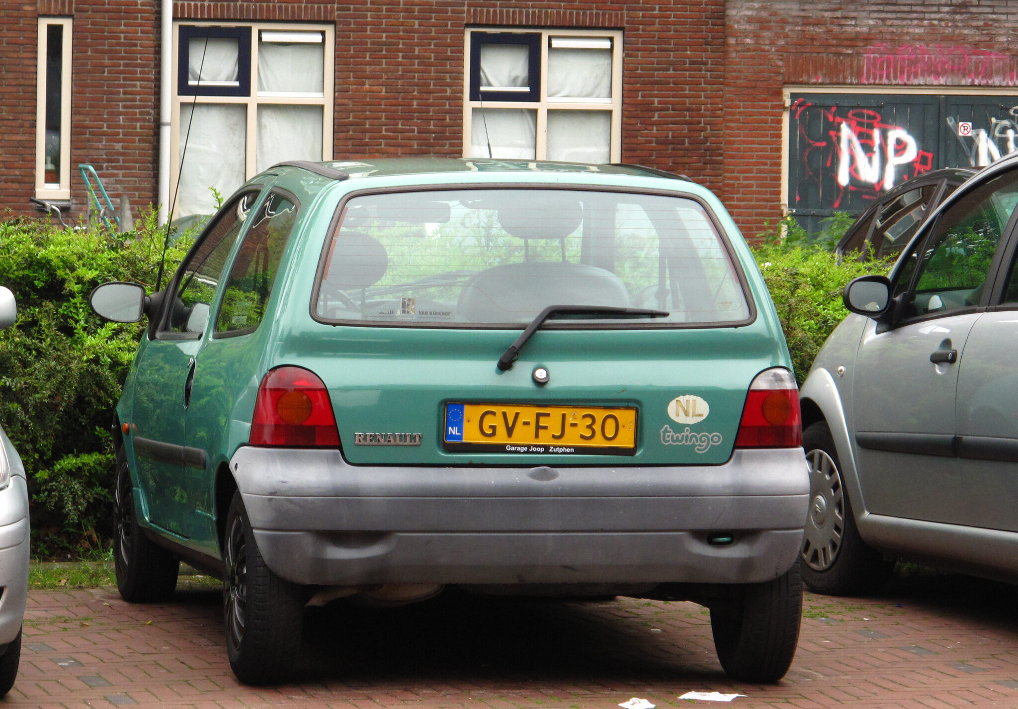 Exact 1993 first-production Twingo, representative of the 1992 public-debut shape; not a photographed 1992 production vehicle.