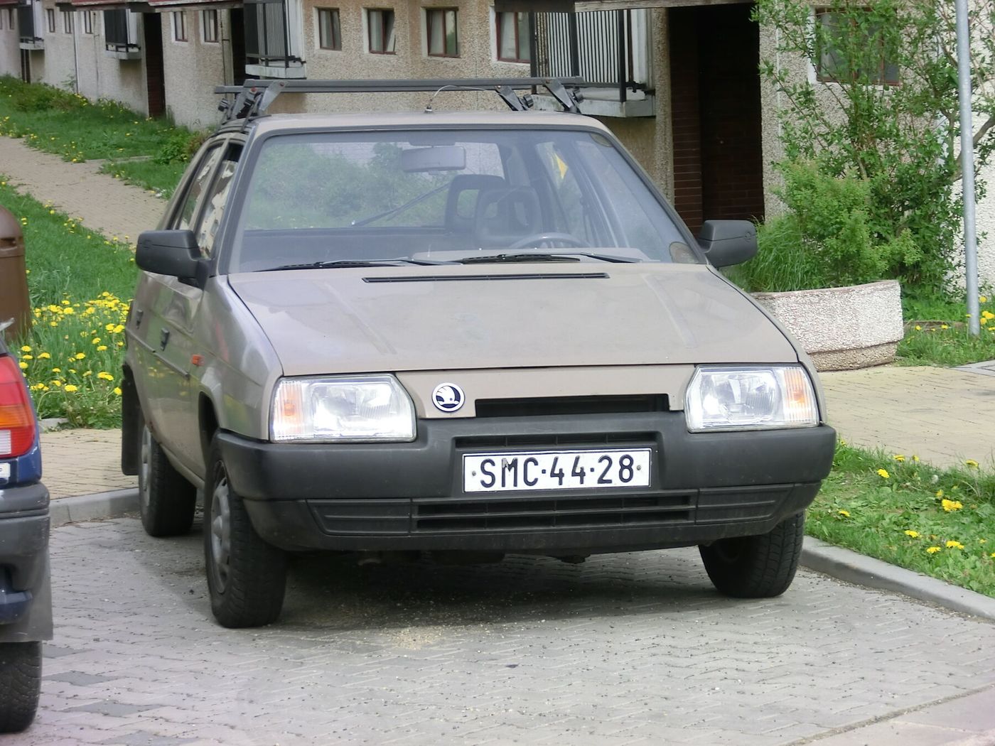 The Commons source identifies a preserved 1989 Favorit 136 L; the exact country-market specification is not documented.
