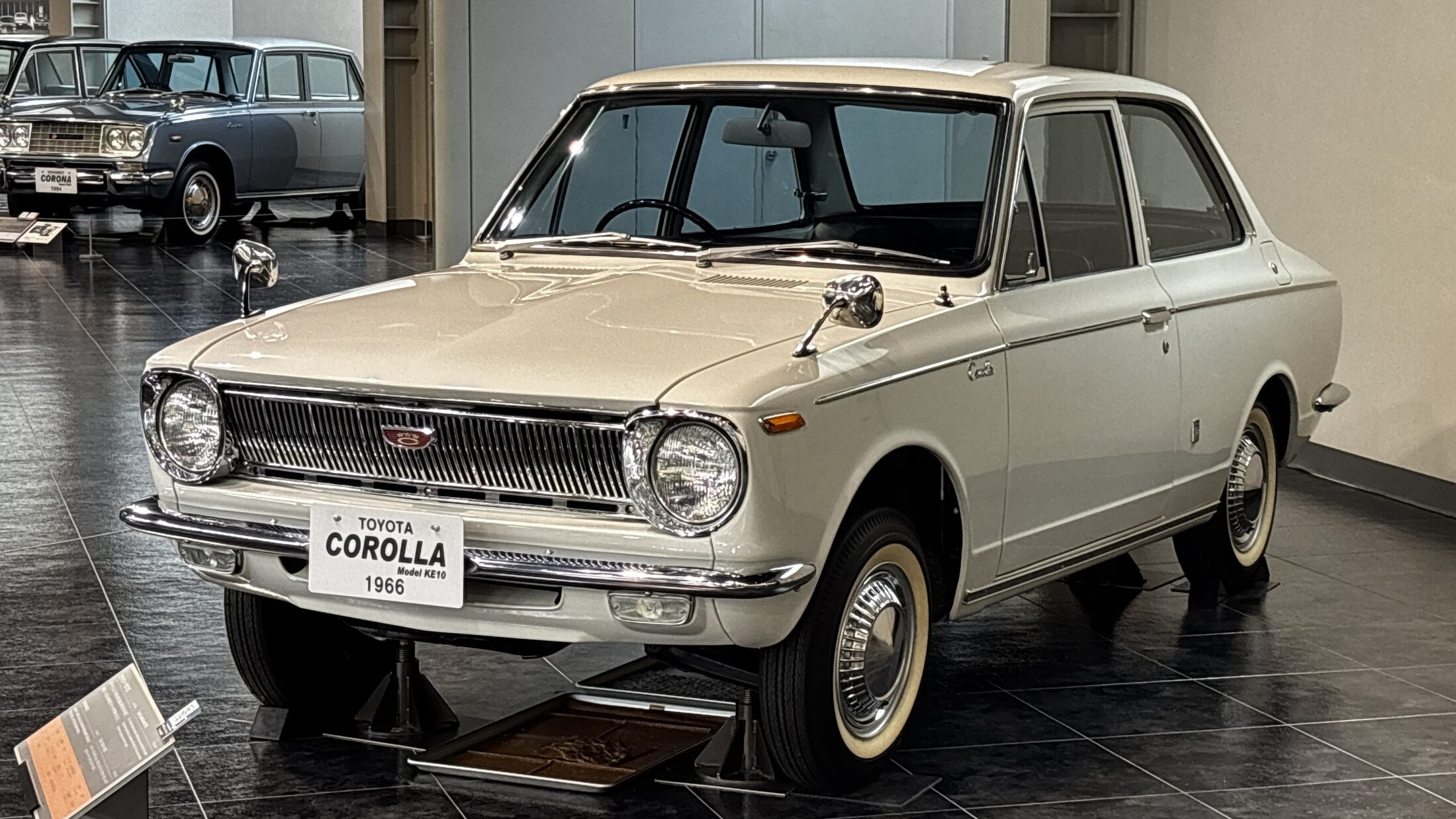 Exact 1966 Toyota Corolla KE10 two-door Deluxe according to the Commons title and visible museum label.